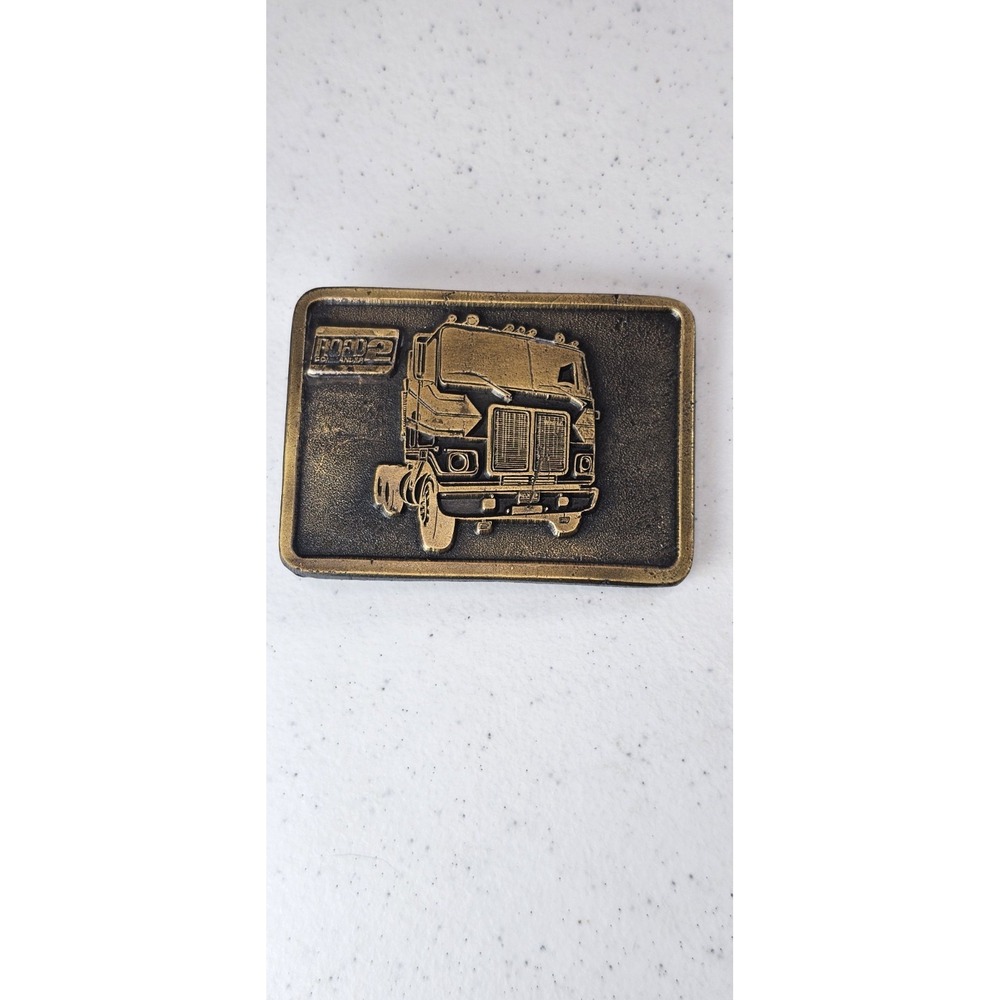 Vintage Road Commander 2 Semi Truck Belt Buckle Brass Tone International
